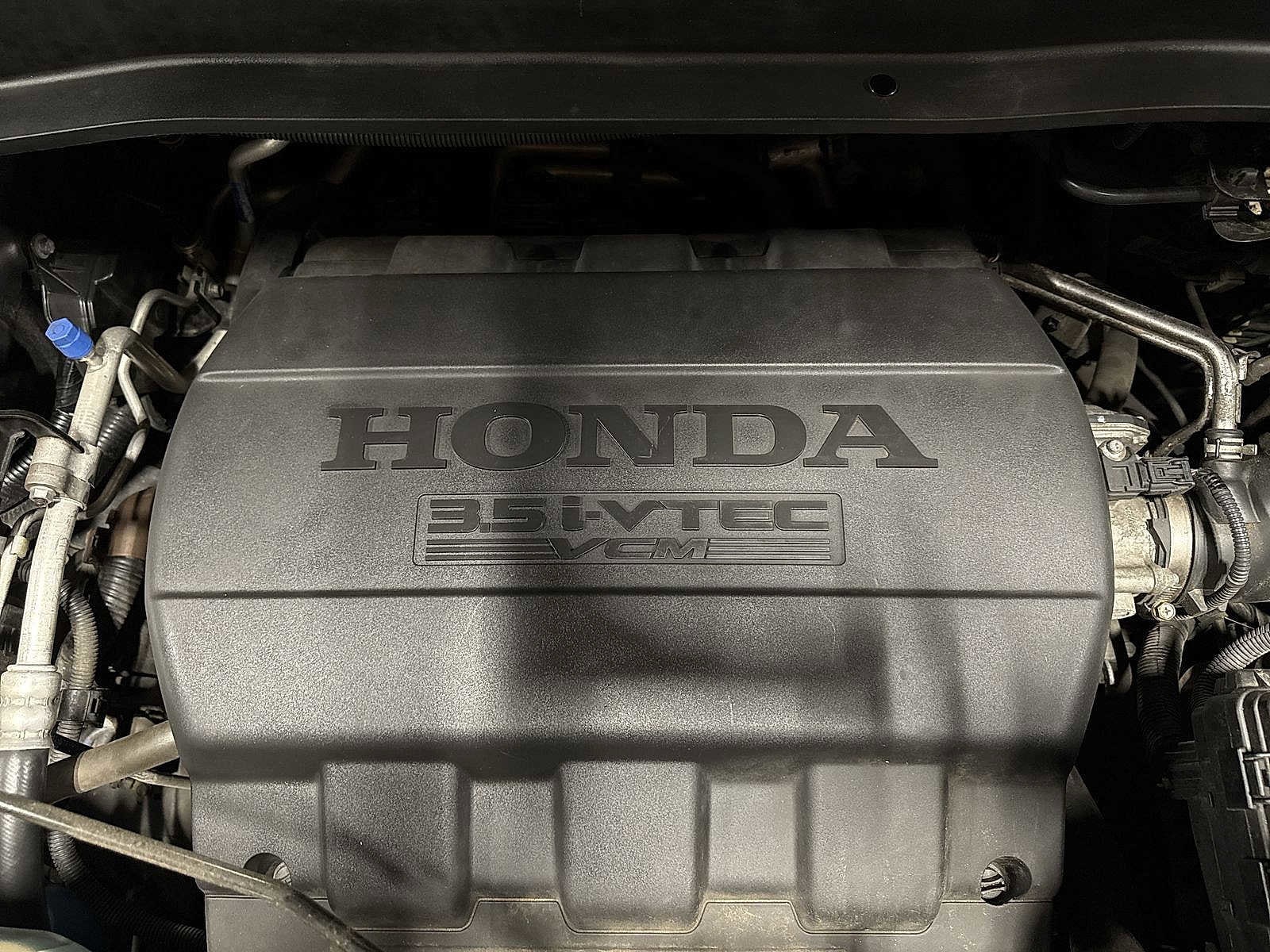 Thumbnail: 2015 Honda Pilot - 11