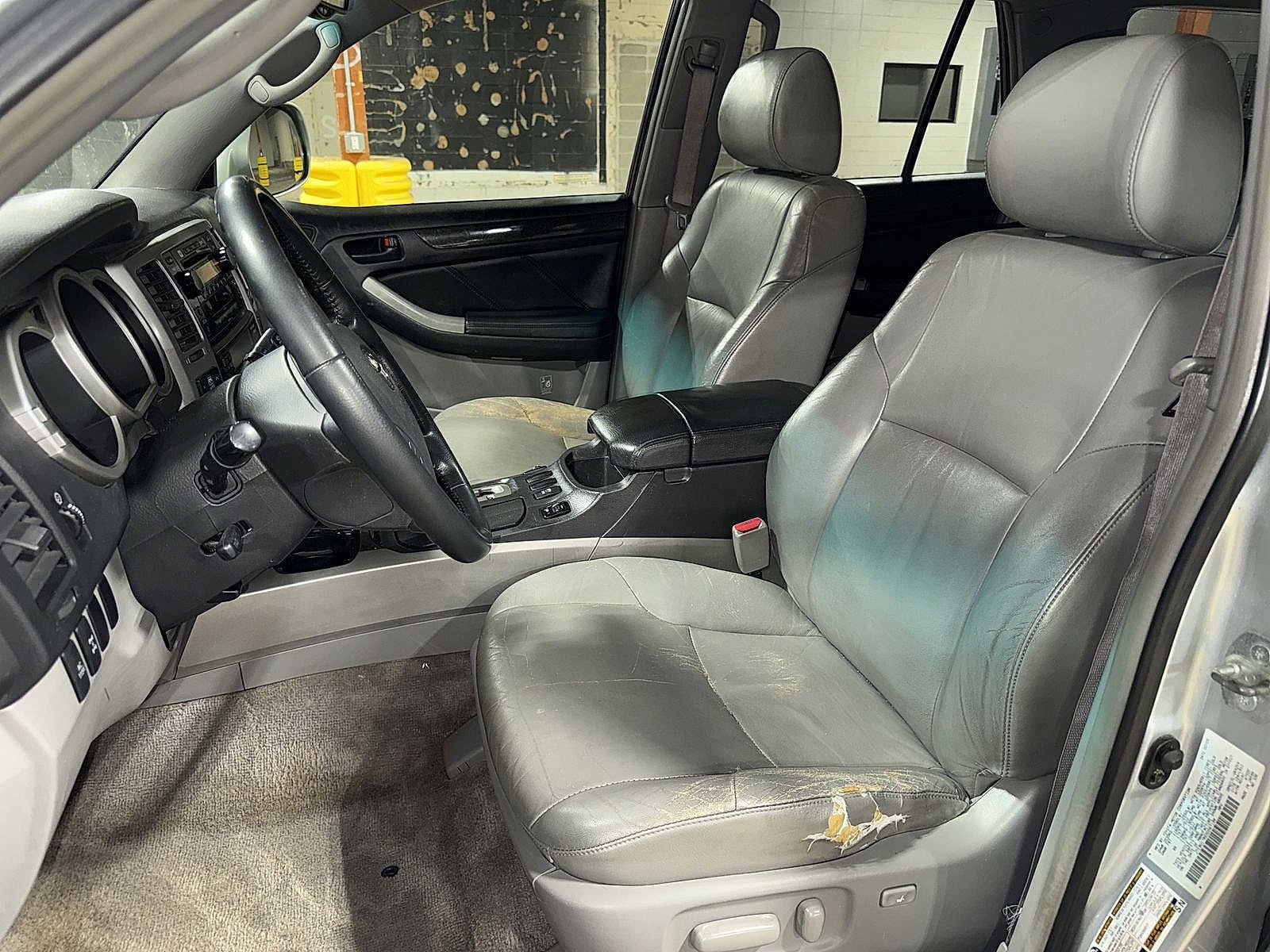 Thumbnail: 2005 Toyota 4Runner - 15