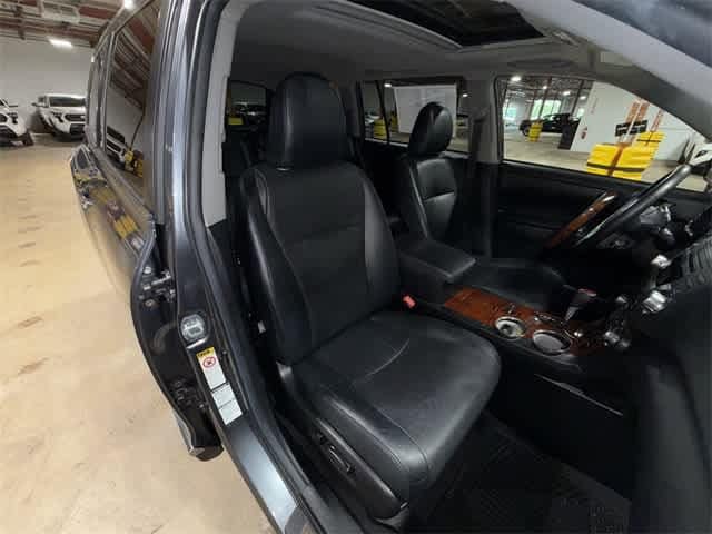 2012 Toyota Highlander Limited 15