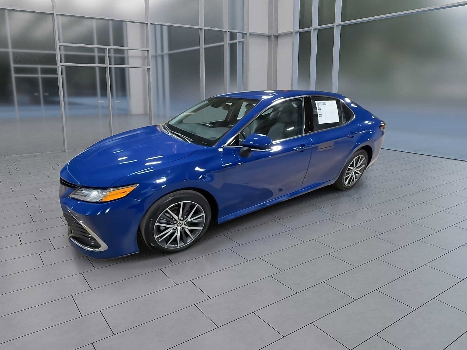 Thumbnail: 2023 Toyota Camry - 4