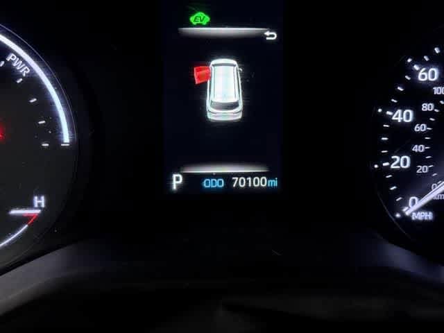 Thumbnail: 2022 Toyota Sienna - 20