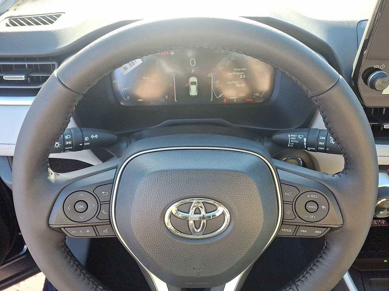 Thumbnail: 2025 Toyota RAV4 - 23