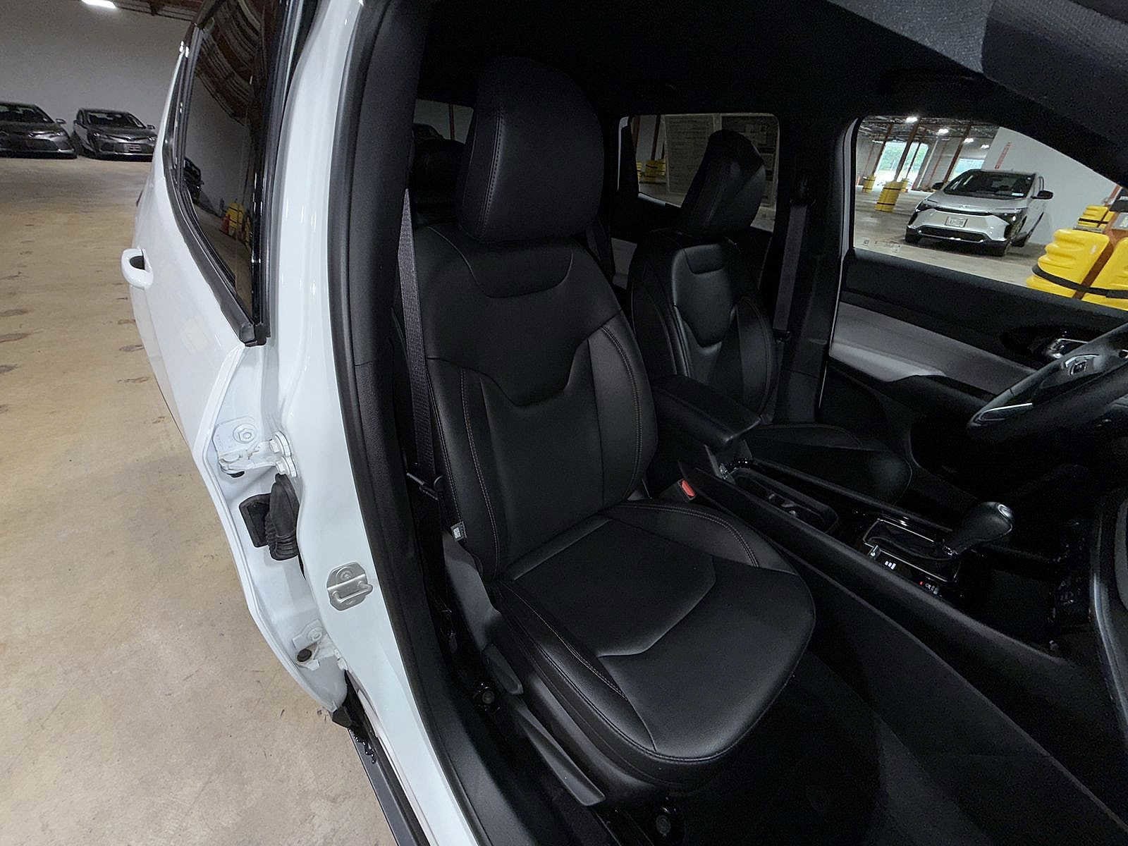 Thumbnail: 2023 Jeep Compass - 16