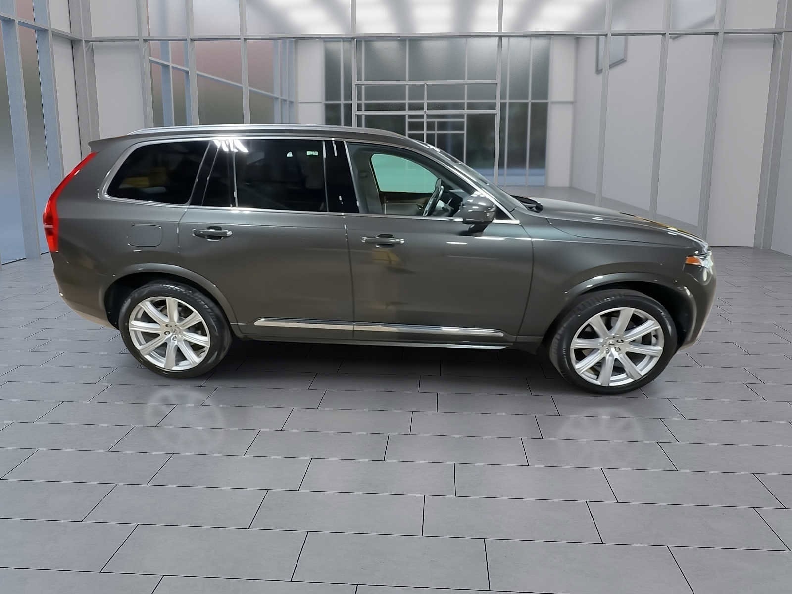 Thumbnail: 2018 Volvo XC90 - 9