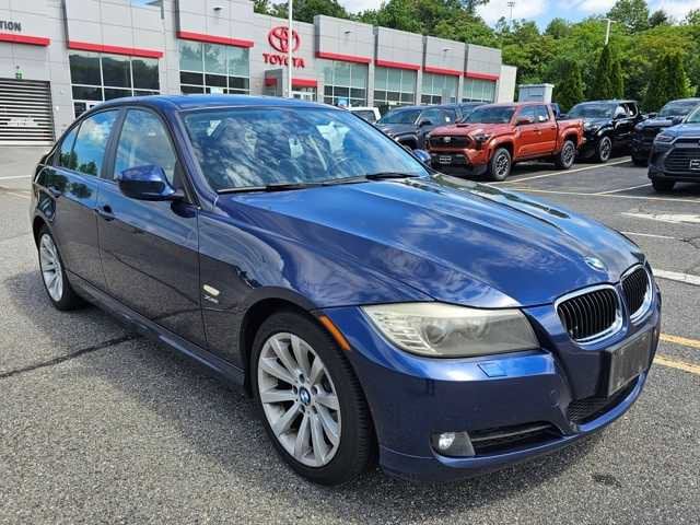 Thumbnail: 2011 BMW 3 Series - 3