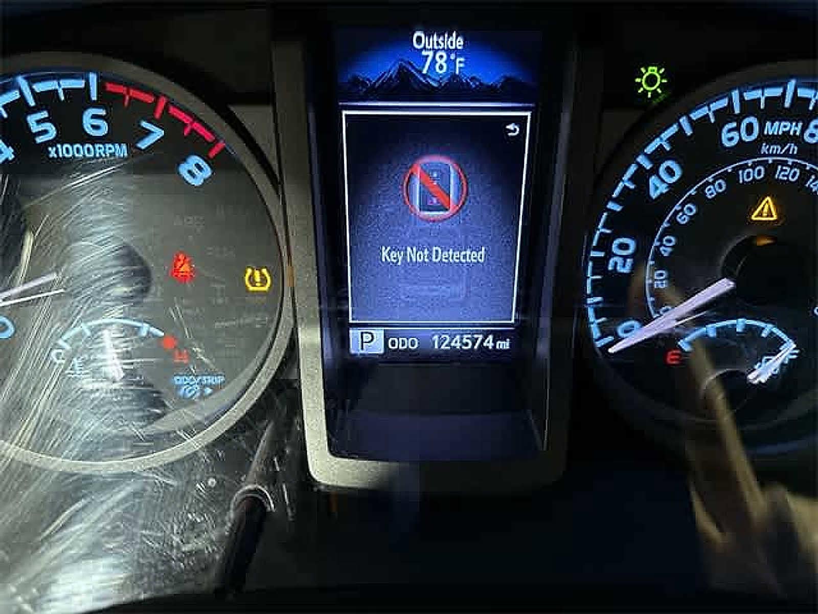 Thumbnail: 2018 Toyota Tacoma - 29