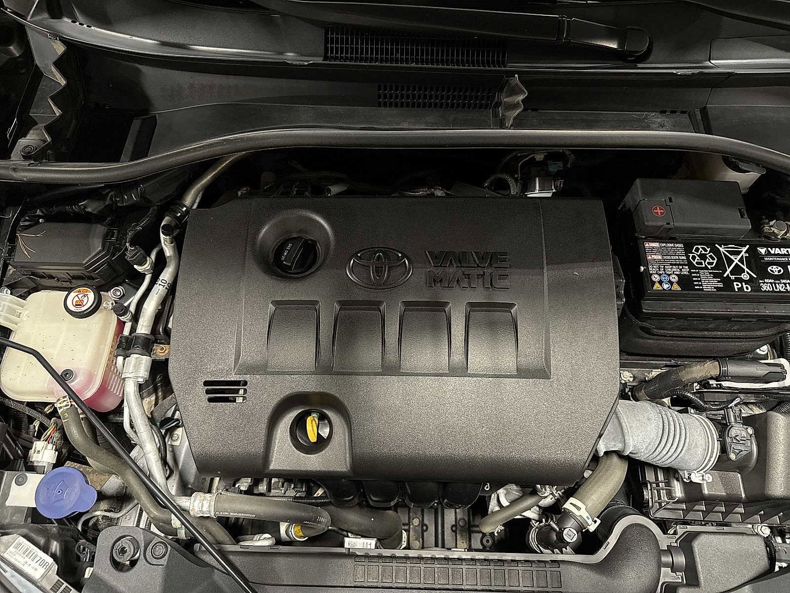 Thumbnail: 2021 Toyota C-HR - 12