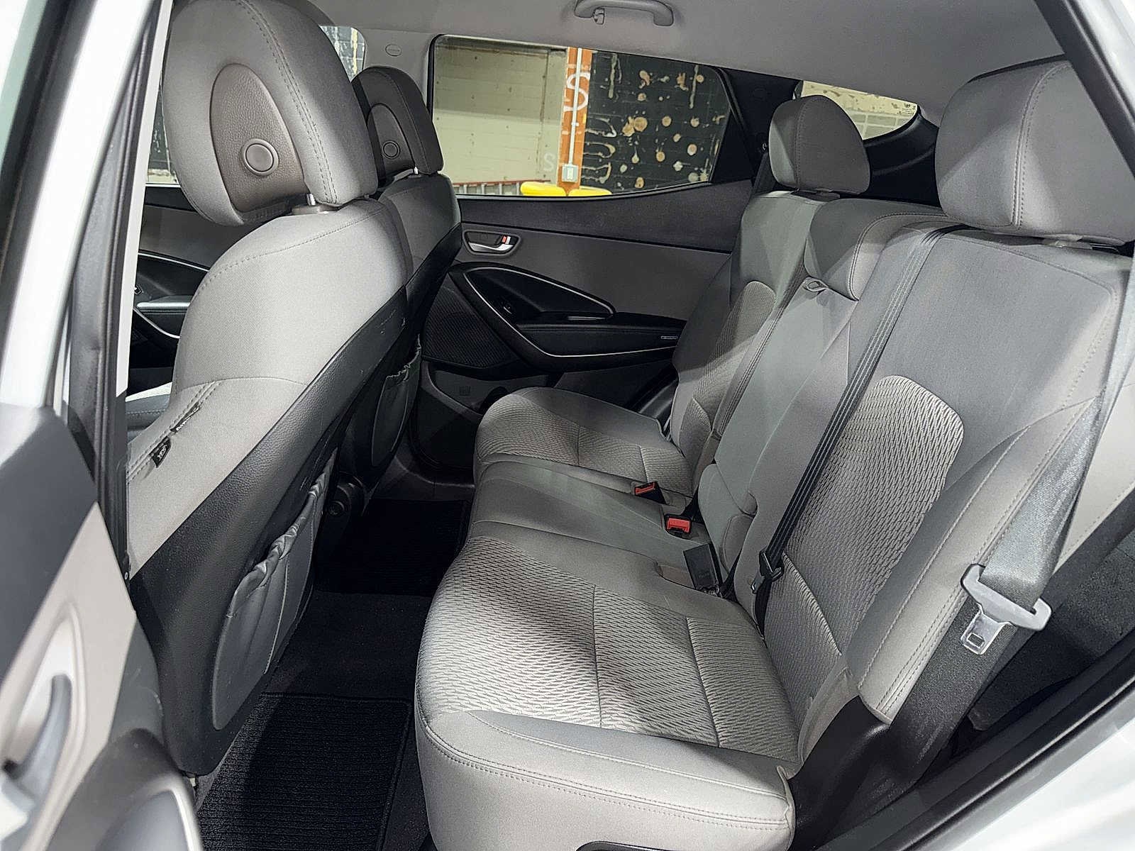 Thumbnail: 2017 Hyundai Santa Fe - 17