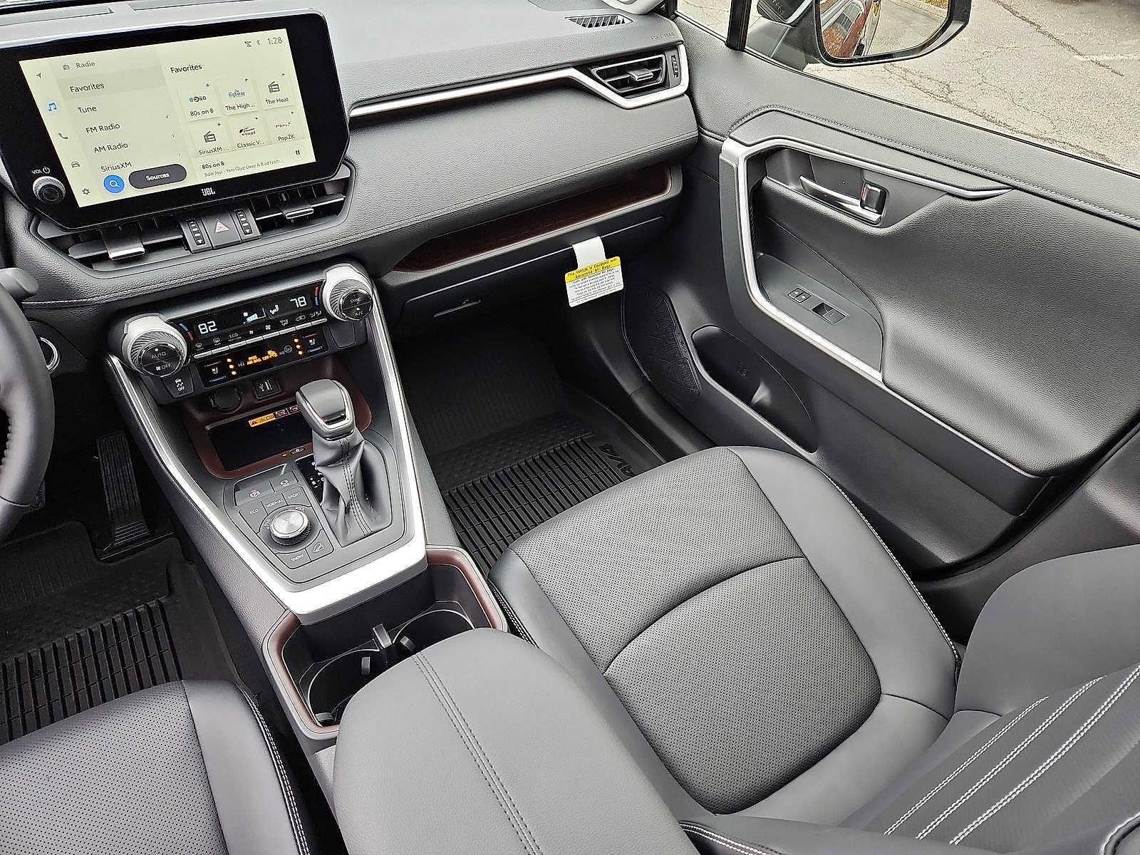 Thumbnail: 2025 Toyota RAV4 - 11