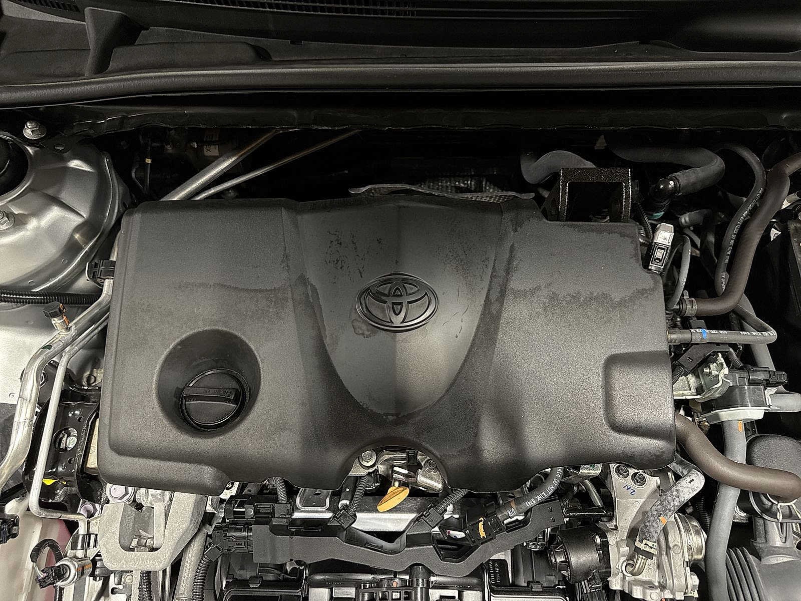 Thumbnail: 2021 Toyota Camry - 11