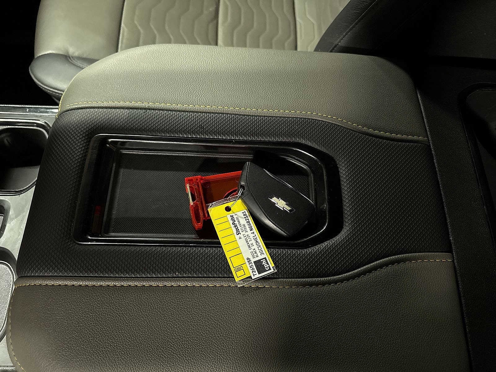 Thumbnail: 2022 Chevrolet Silverado 1500 - 37