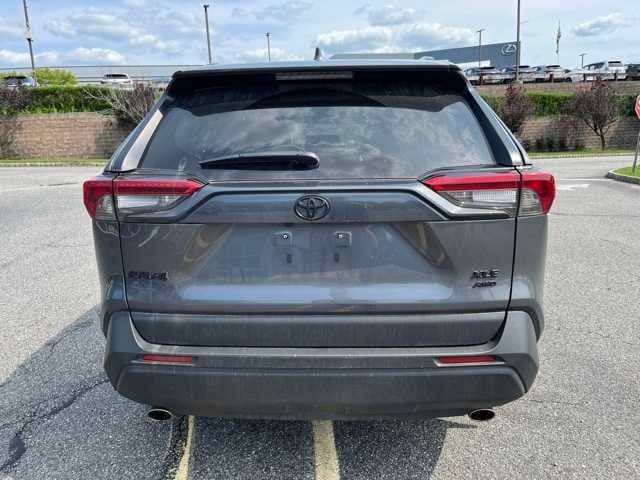 Thumbnail: 2022 Toyota RAV4 - 5