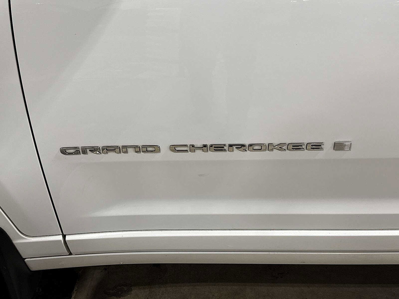 Thumbnail: 2021 Jeep Grand Cherokee L - 28