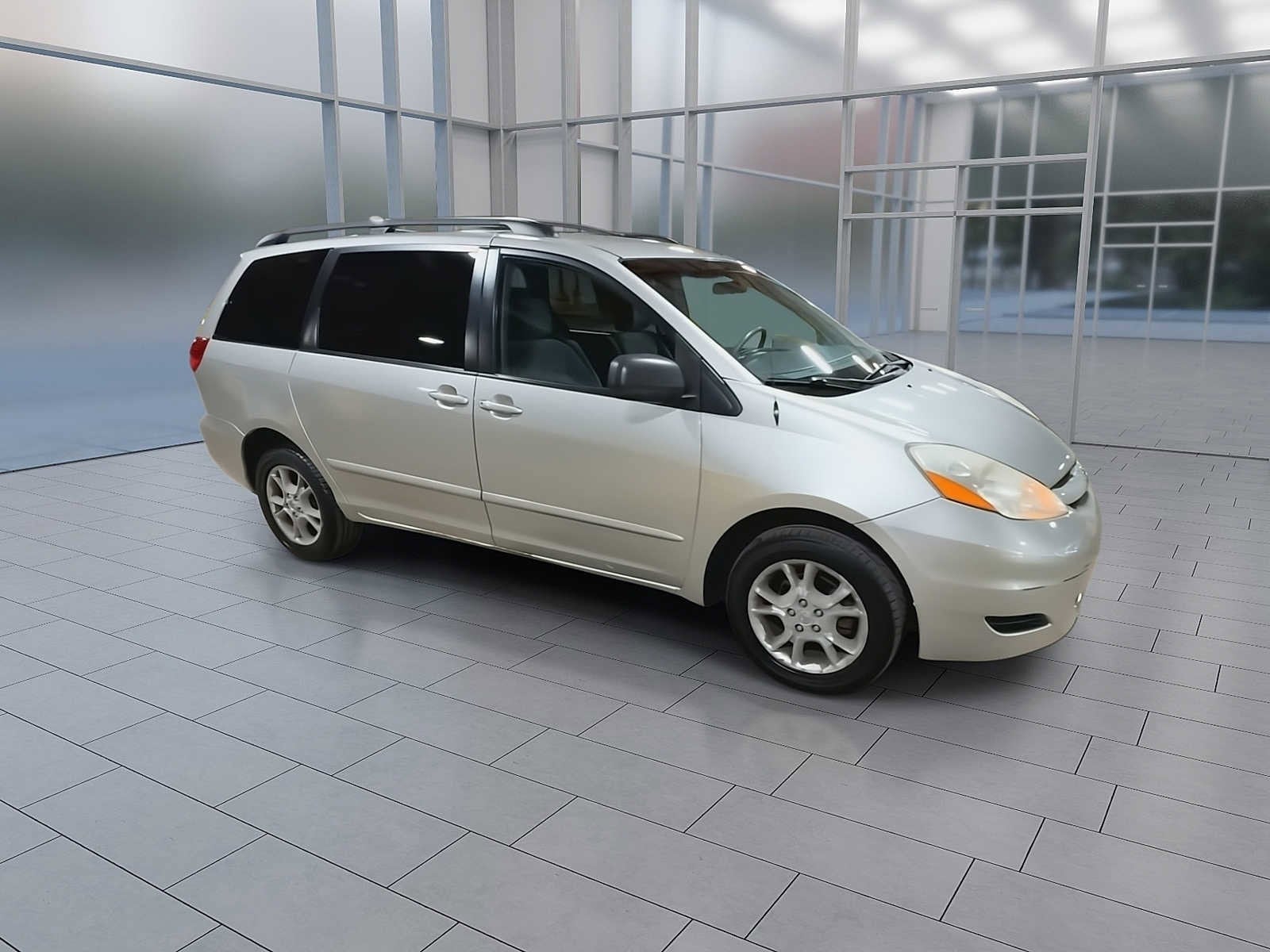 Thumbnail: 2006 Toyota Sienna - 2