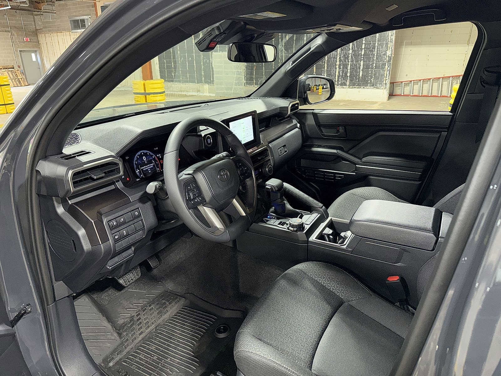 Thumbnail: 2025 Toyota 4Runner - 27