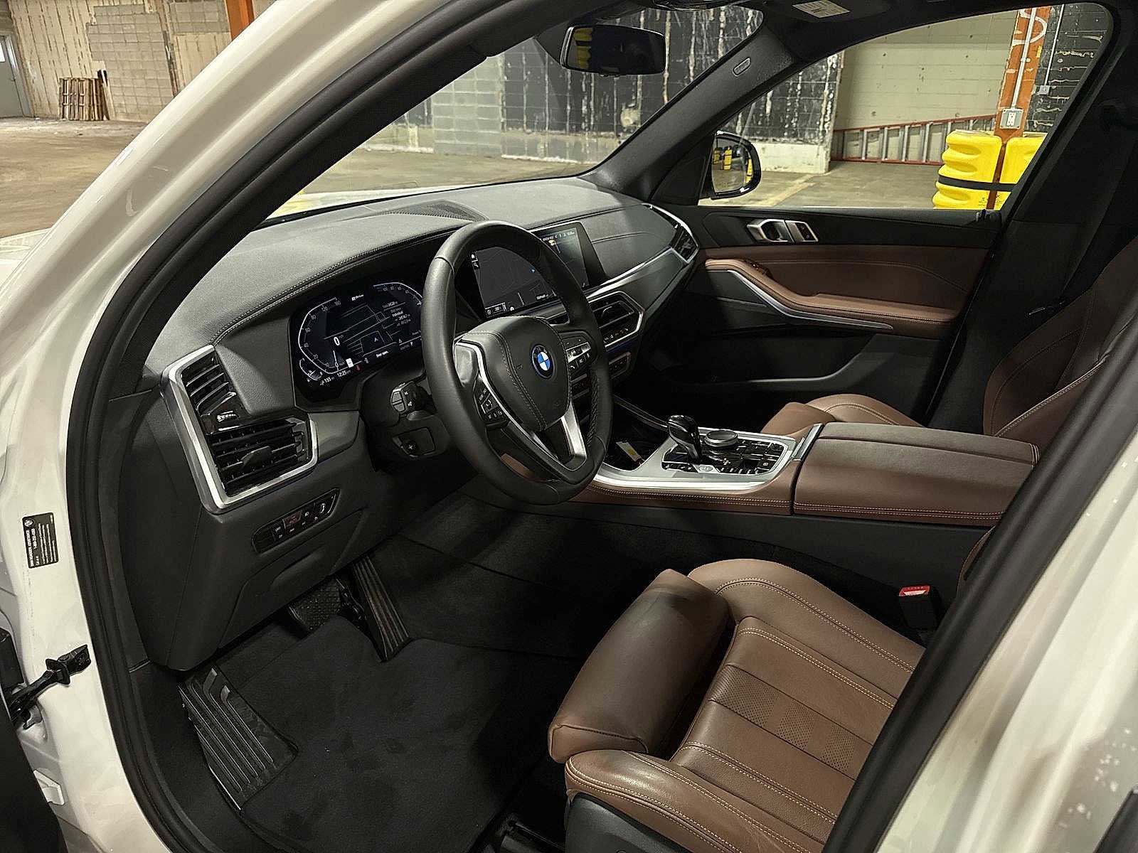 Thumbnail: 2022 BMW X5 - 31