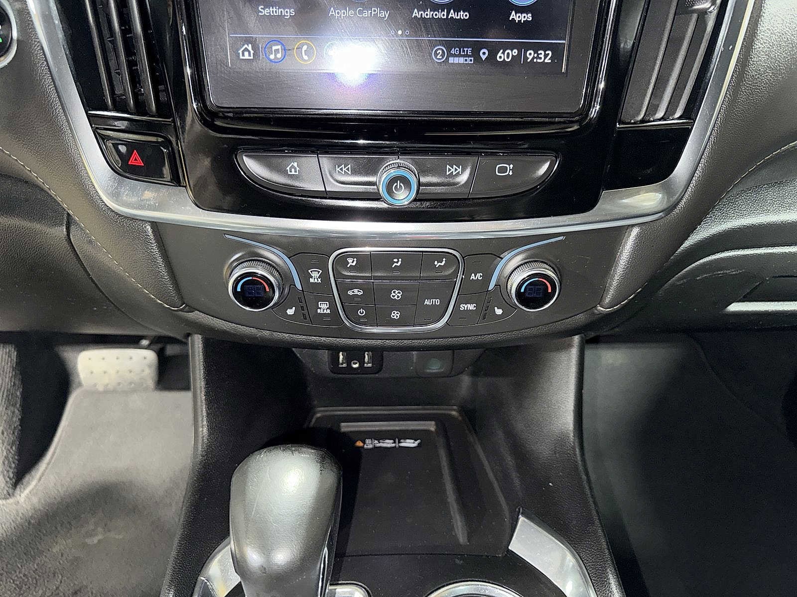 Thumbnail: 2023 Chevrolet Traverse - 22