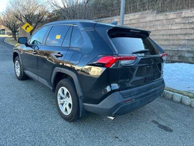 Thumbnail: 2021 Toyota RAV4 - 6