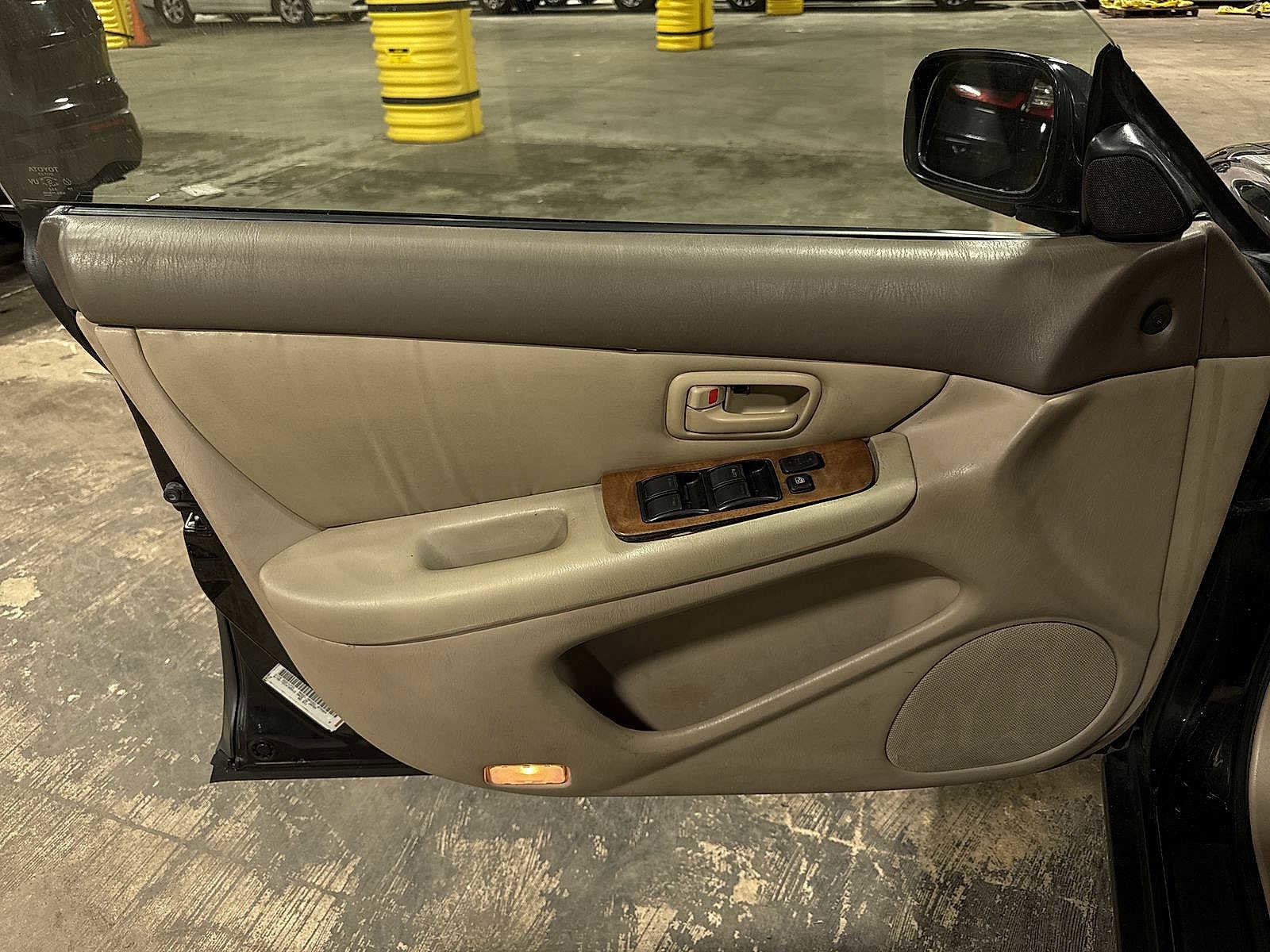 Thumbnail: 1998 Lexus ES - 28