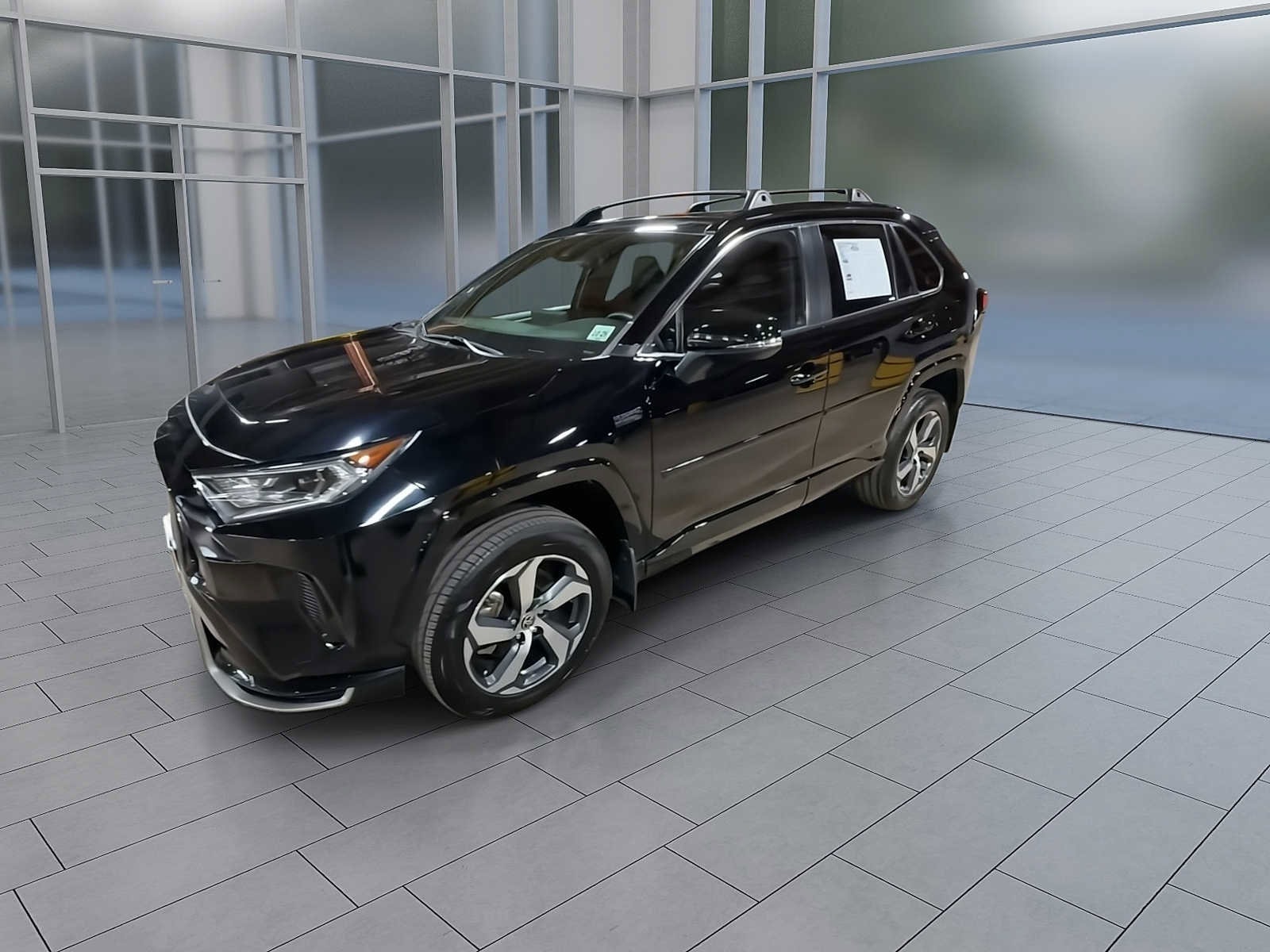 Thumbnail: 2021 Toyota RAV4 - 4