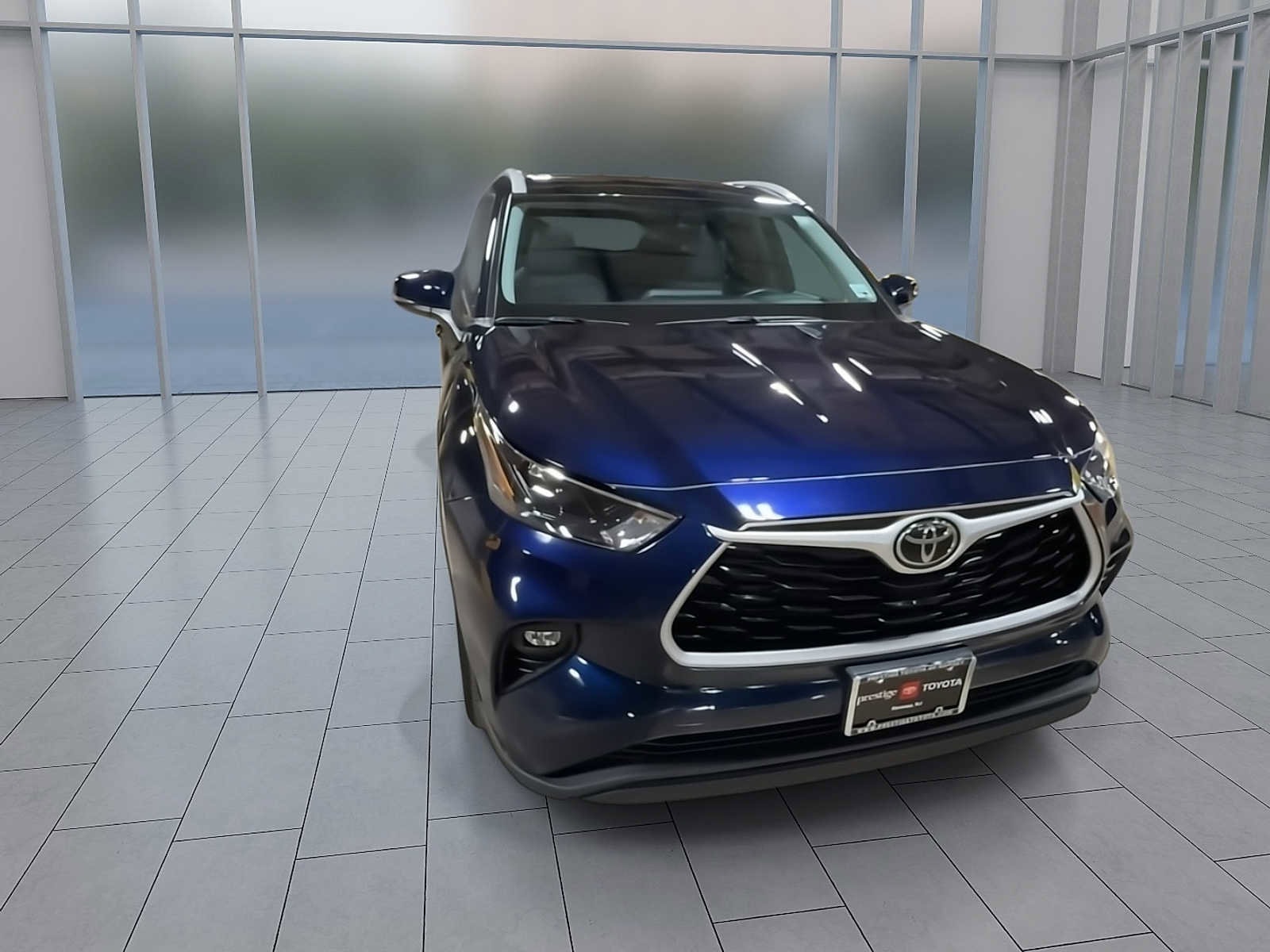 Thumbnail: 2023 Toyota Highlander - 5