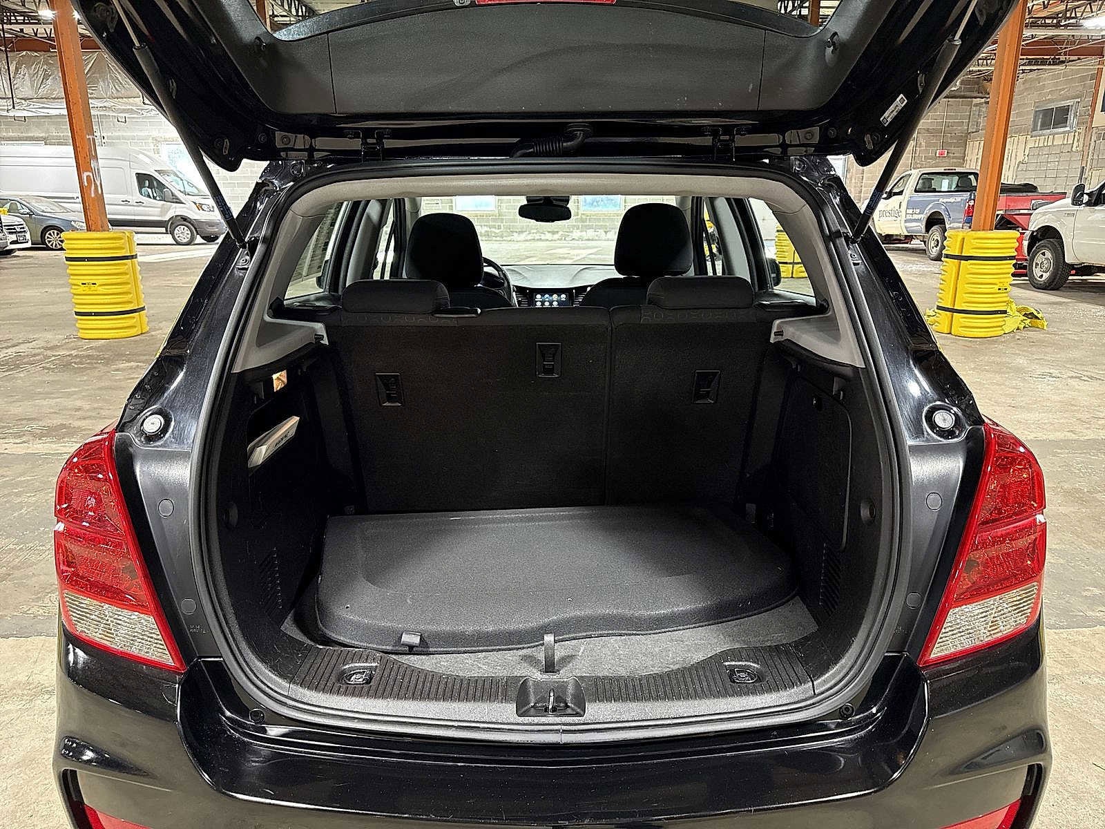 Thumbnail: 2019 Chevrolet Trax - 11