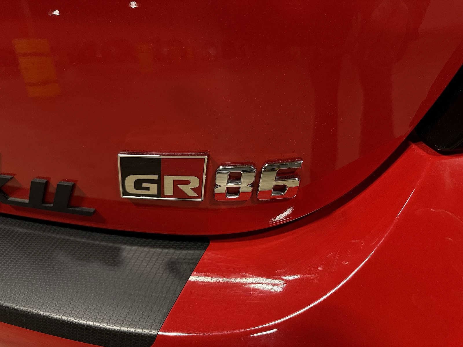 Thumbnail: 2023 Toyota GR86 - 24