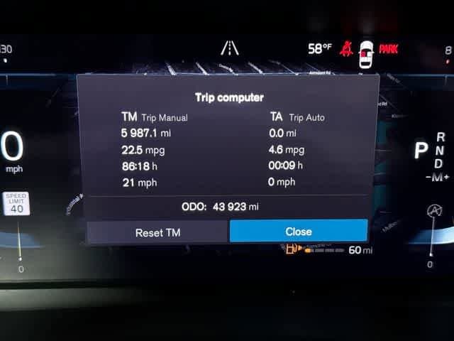 Thumbnail: 2023 Volvo XC60 - 19