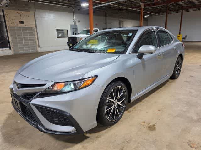 Thumbnail: 2023 Toyota Camry - 22