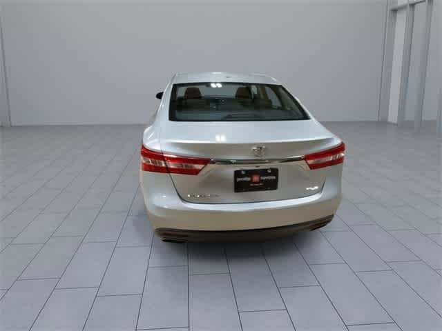 Thumbnail: 2013 Toyota Avalon - 7