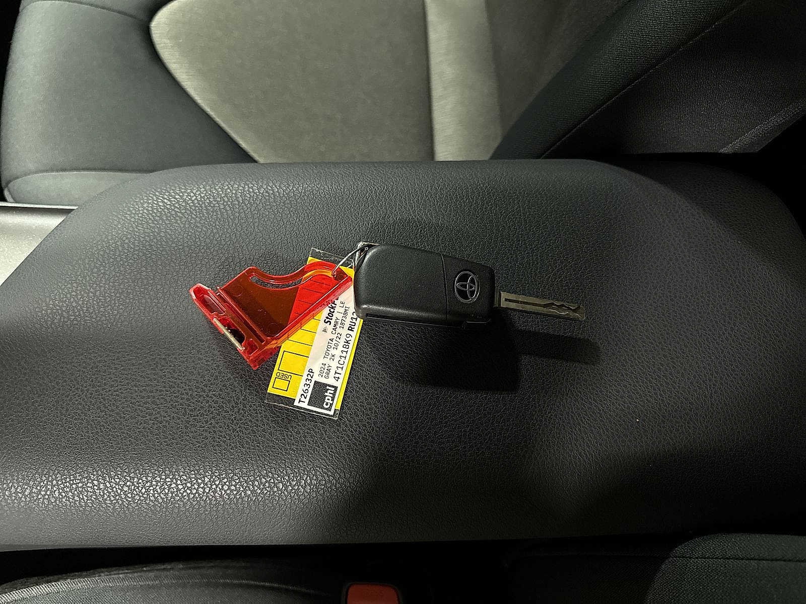 Thumbnail: 2024 Toyota Camry - 31