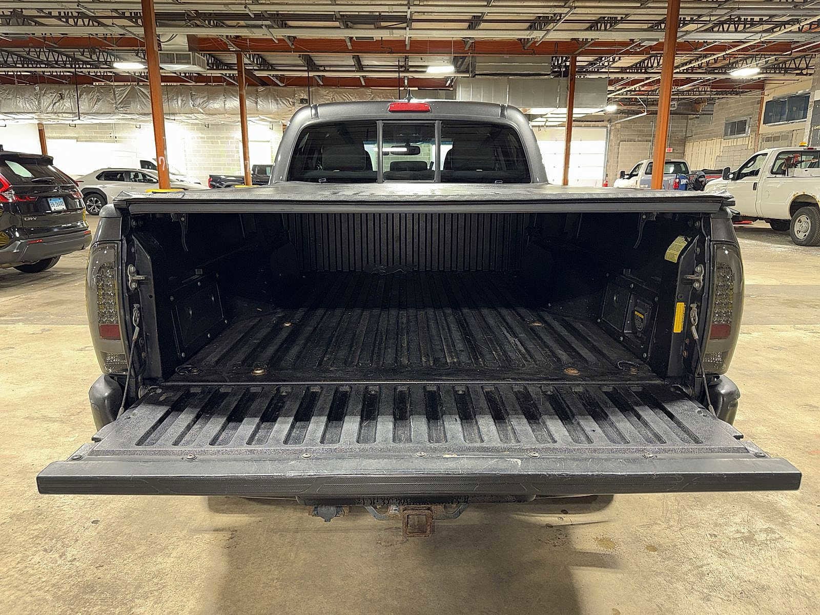 Thumbnail: 2012 Toyota Tacoma - 11