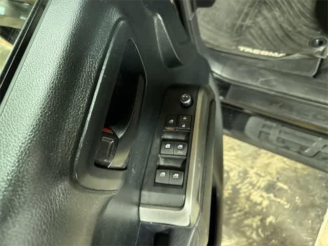 2017 Toyota Tacoma SR5 22