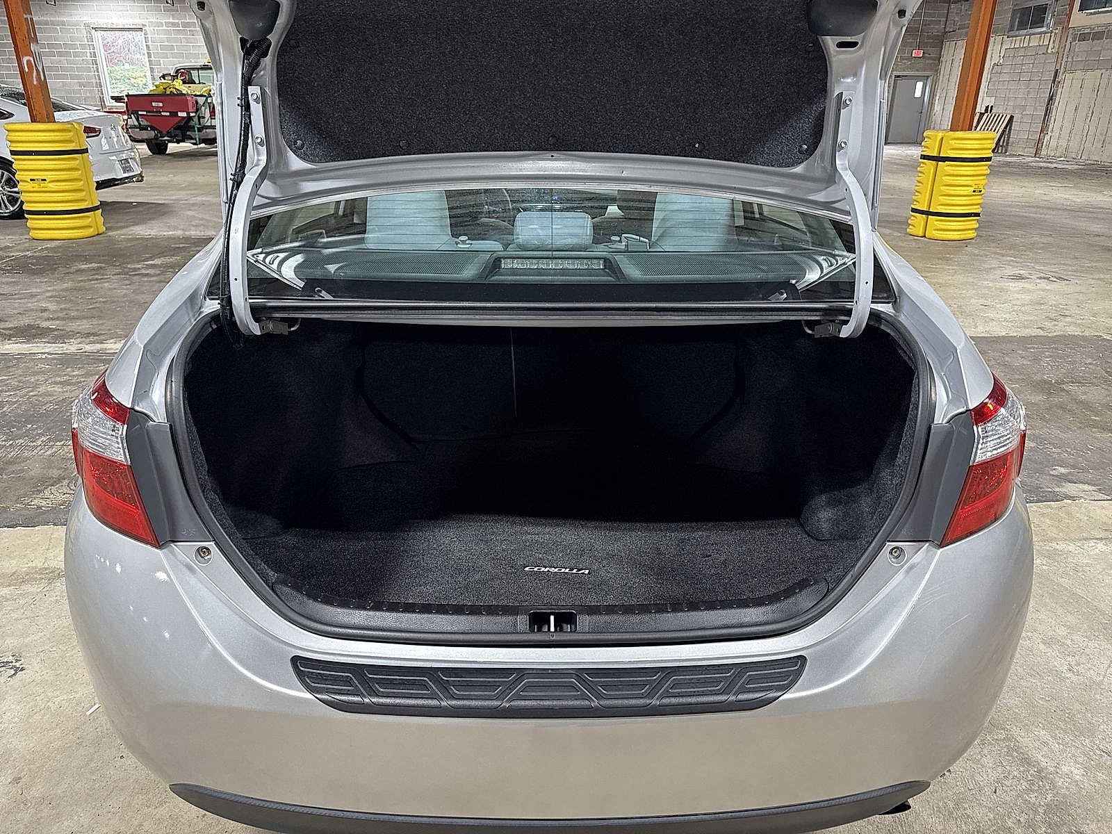 Thumbnail: 2014 Toyota Corolla - 10