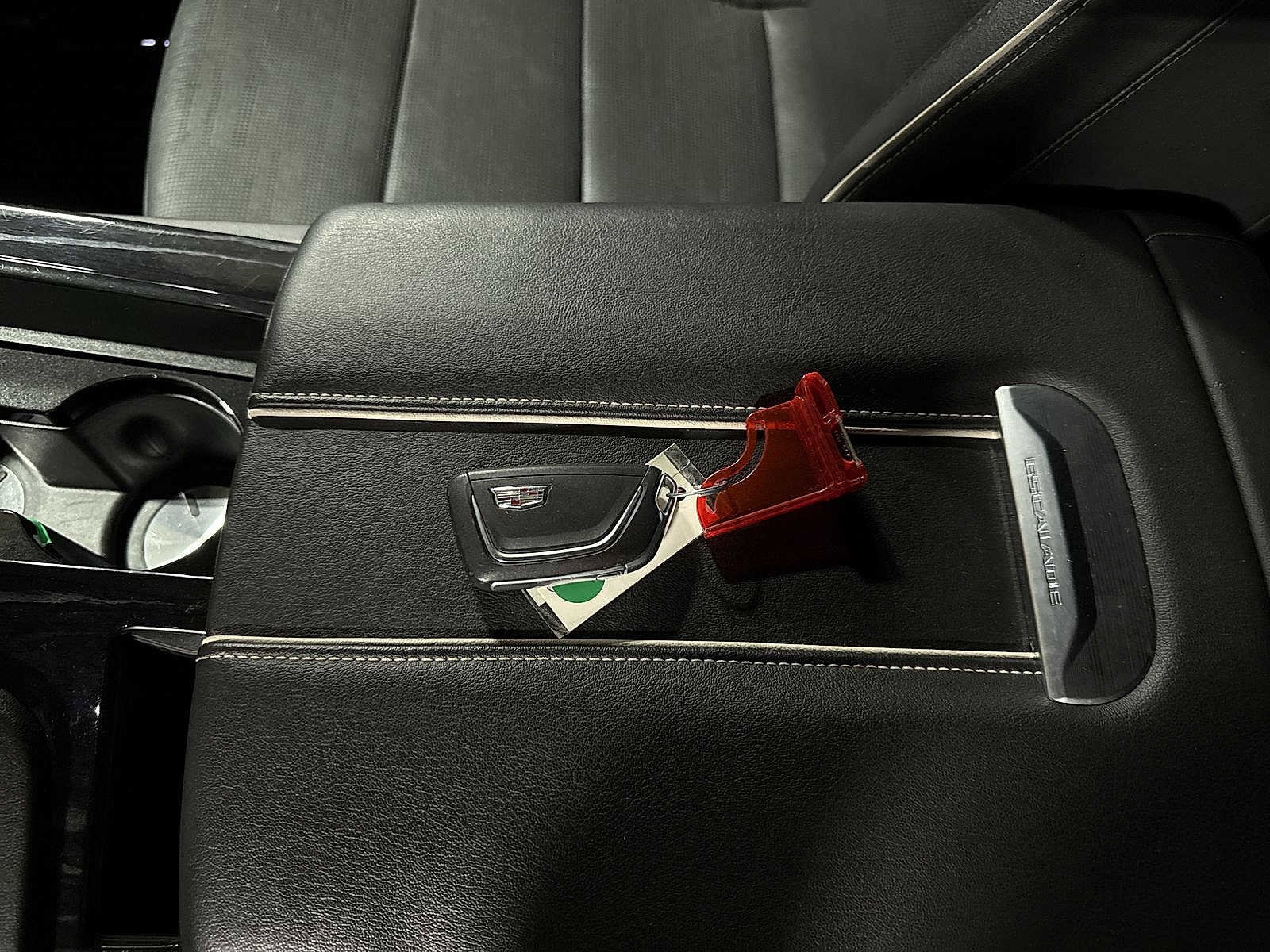 Thumbnail: 2021 Cadillac Escalade - 37