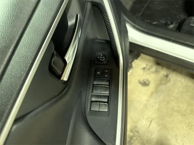 Thumbnail: 2023 Toyota RAV4 - 22
