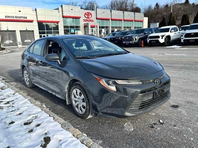 Thumbnail: 2023 Toyota Corolla - 3