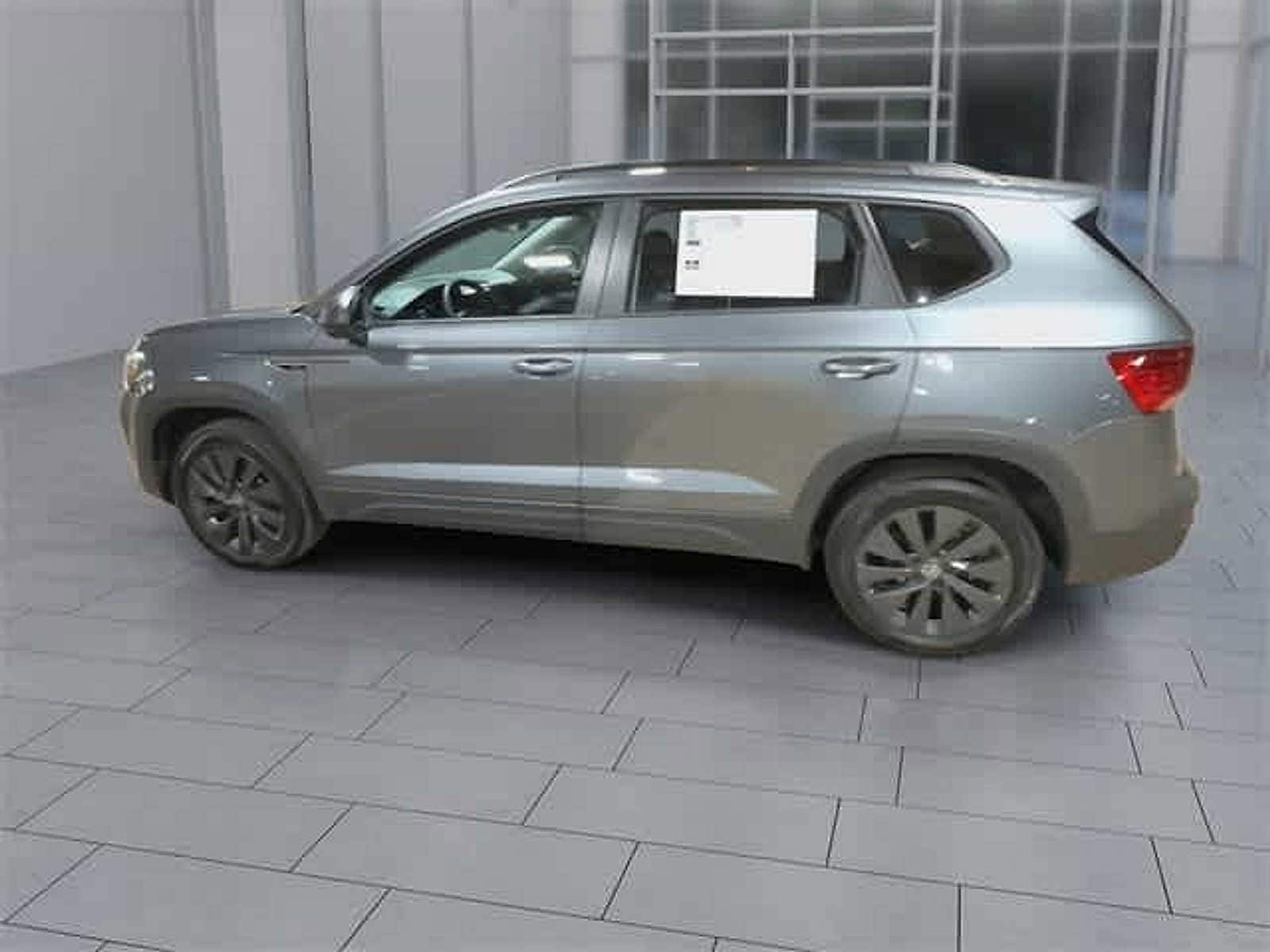 Thumbnail: 2023 Volkswagen Taos - 7