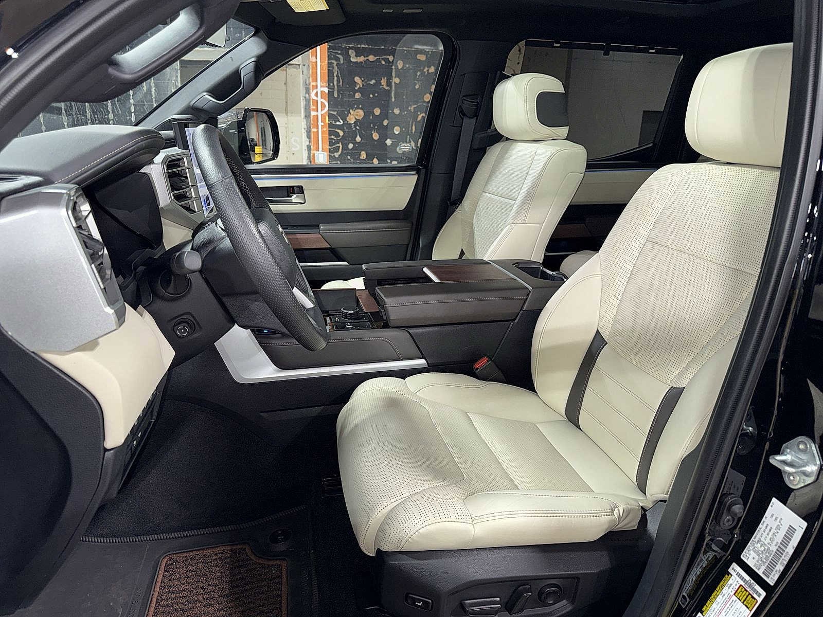 Thumbnail: 2023 Toyota Tundra - 15