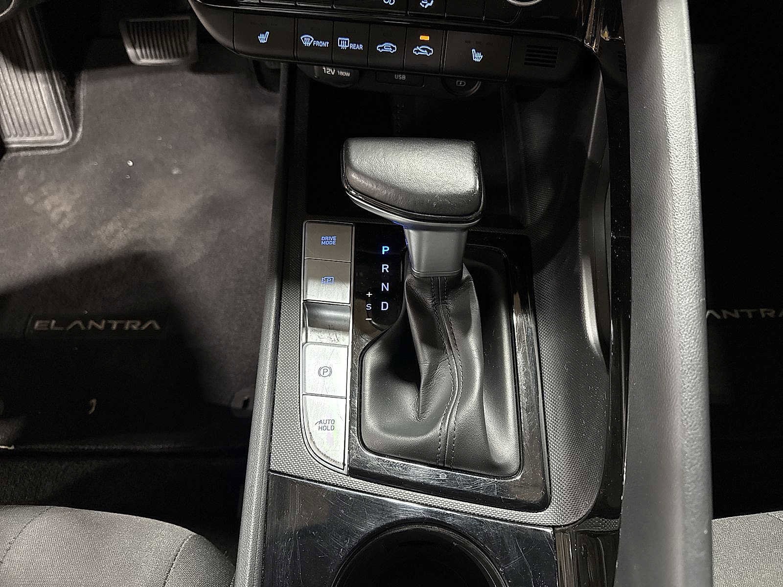 Thumbnail: 2022 Hyundai Elantra - 27