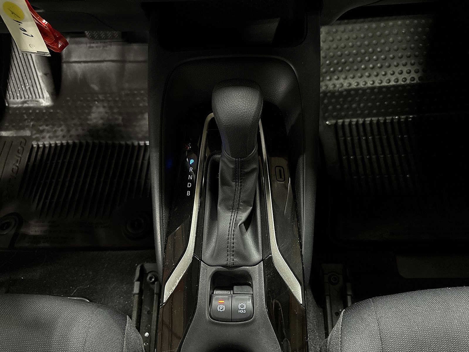 Thumbnail: 2022 Toyota Corolla - 28