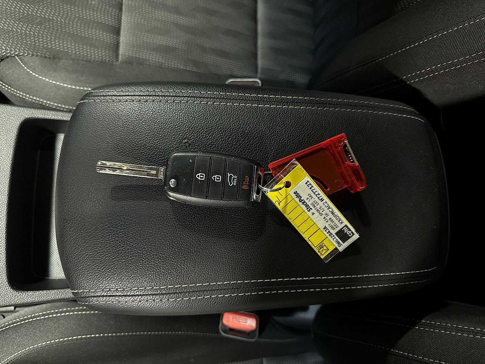 Thumbnail: 2017 Kia Sportage - 31