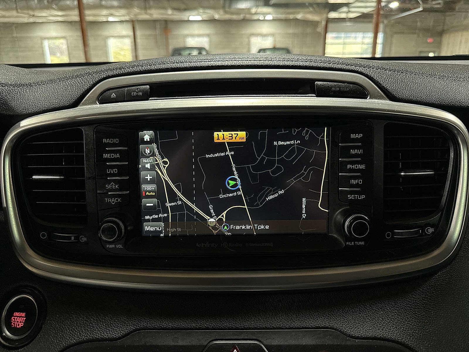 Thumbnail: 2016 Kia Sorento - 21