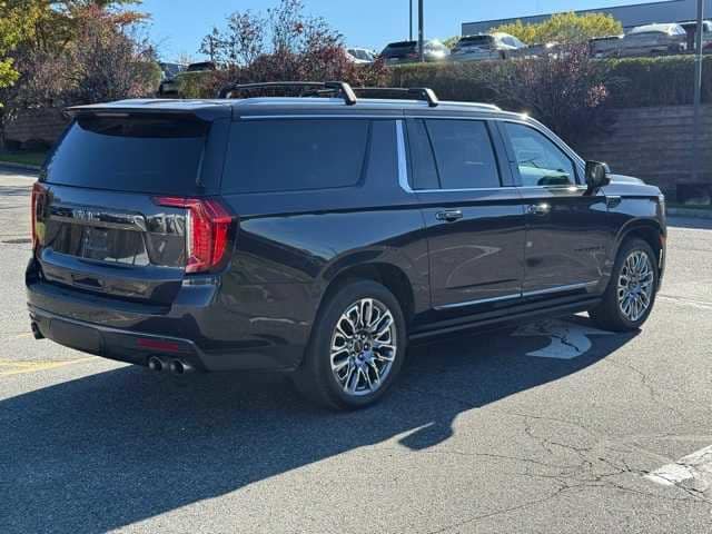 Thumbnail: 2023 GMC Yukon XL - 4