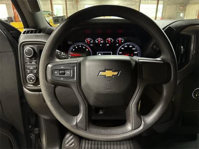 Thumbnail: 2020 Chevrolet Silverado 1500 - 17