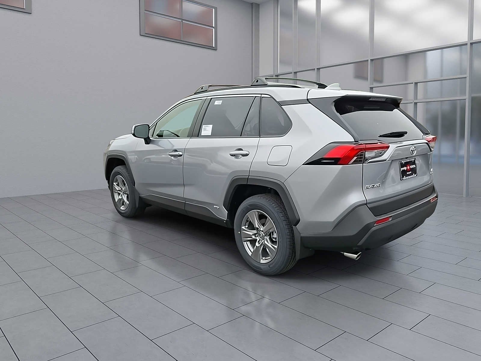 Thumbnail: 2025 Toyota RAV4 - 9