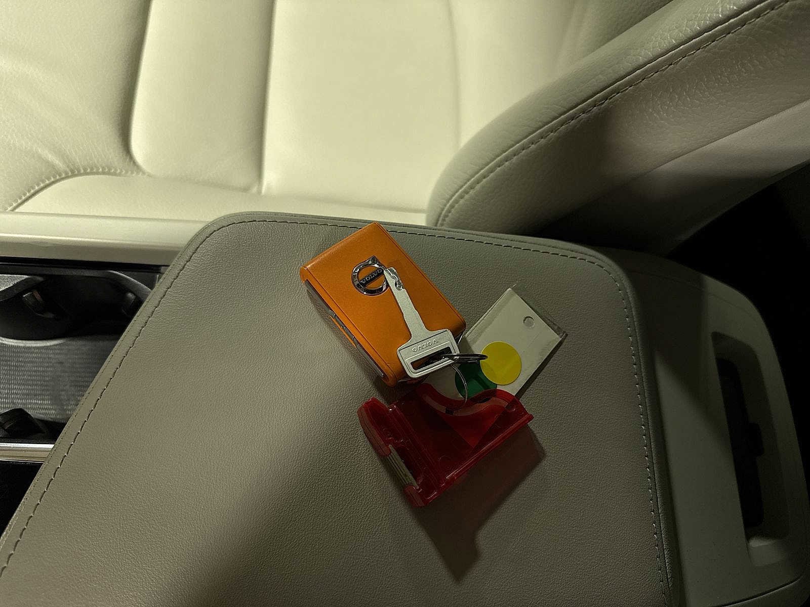 Thumbnail: 2023 Volvo XC60 - 34