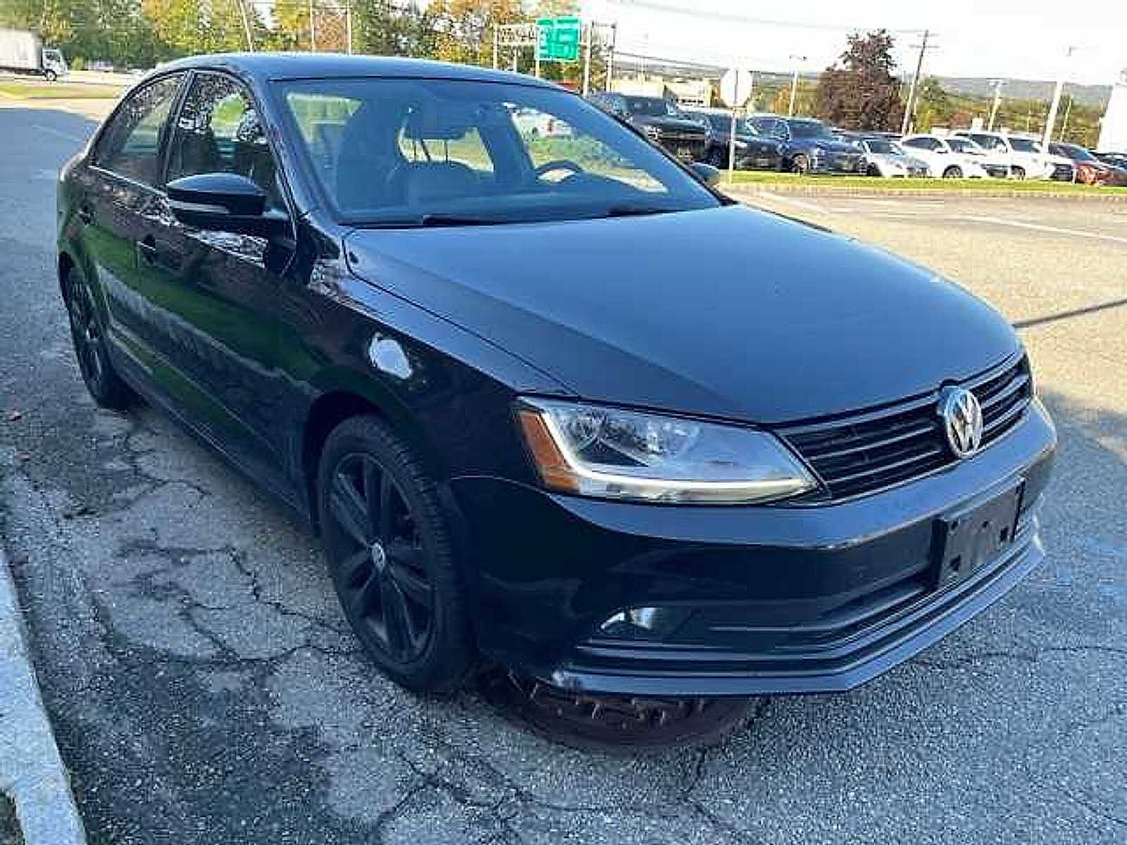 Thumbnail: 2018 Volkswagen Jetta - 3