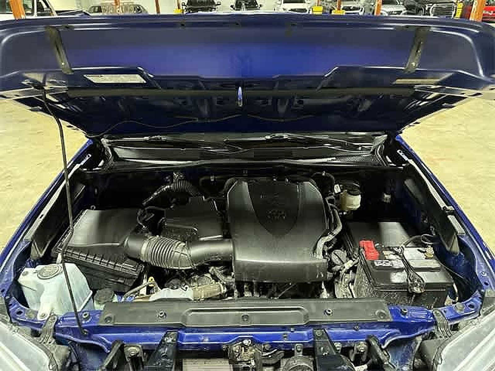 Thumbnail: 2023 Toyota Tacoma - 20