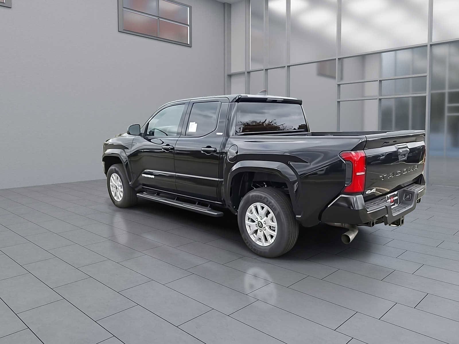 Thumbnail: 2025 Toyota Tacoma - 9